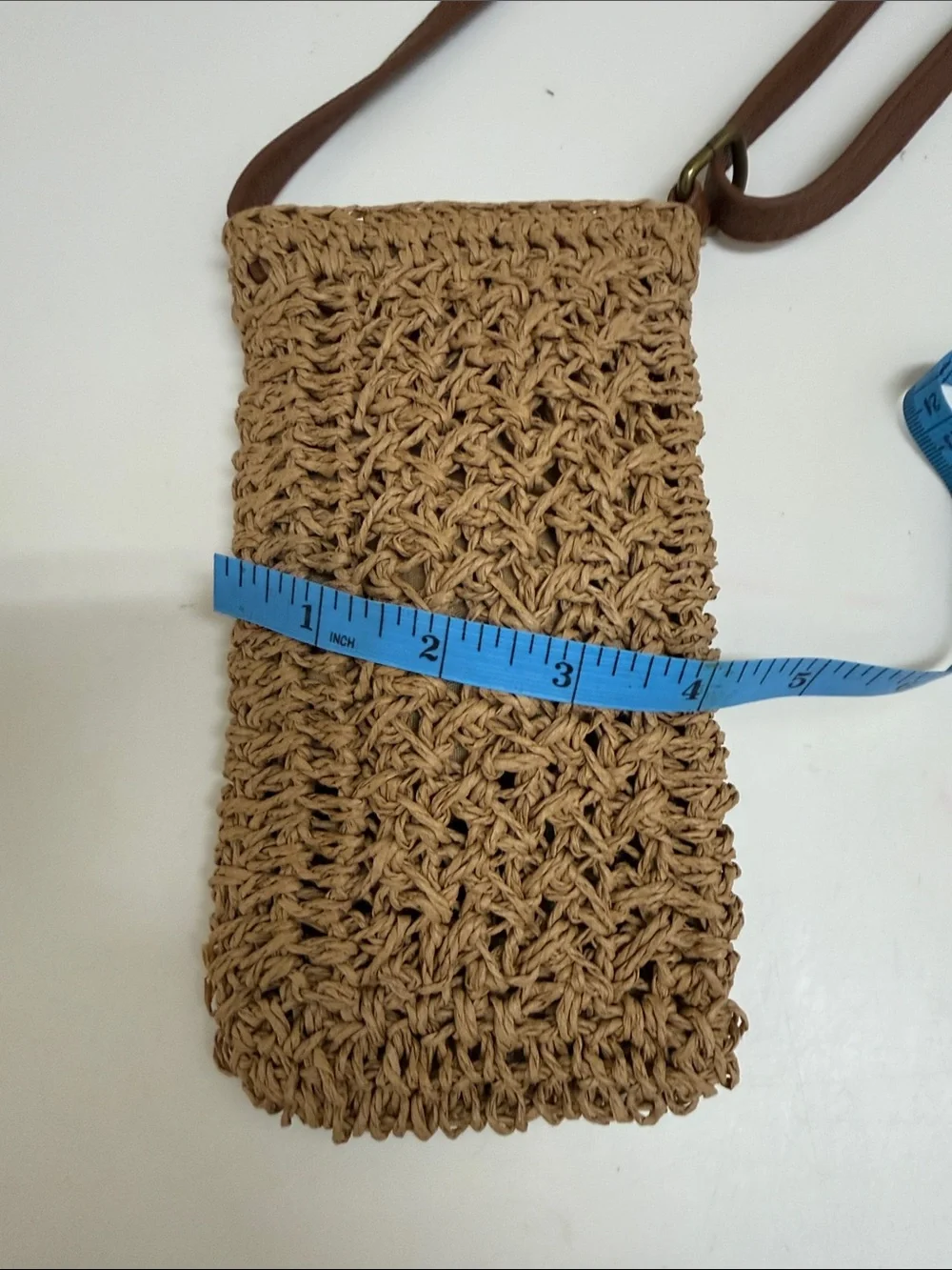 Sun & Sand Woven Straw Crossbody Phone Bag - Brown